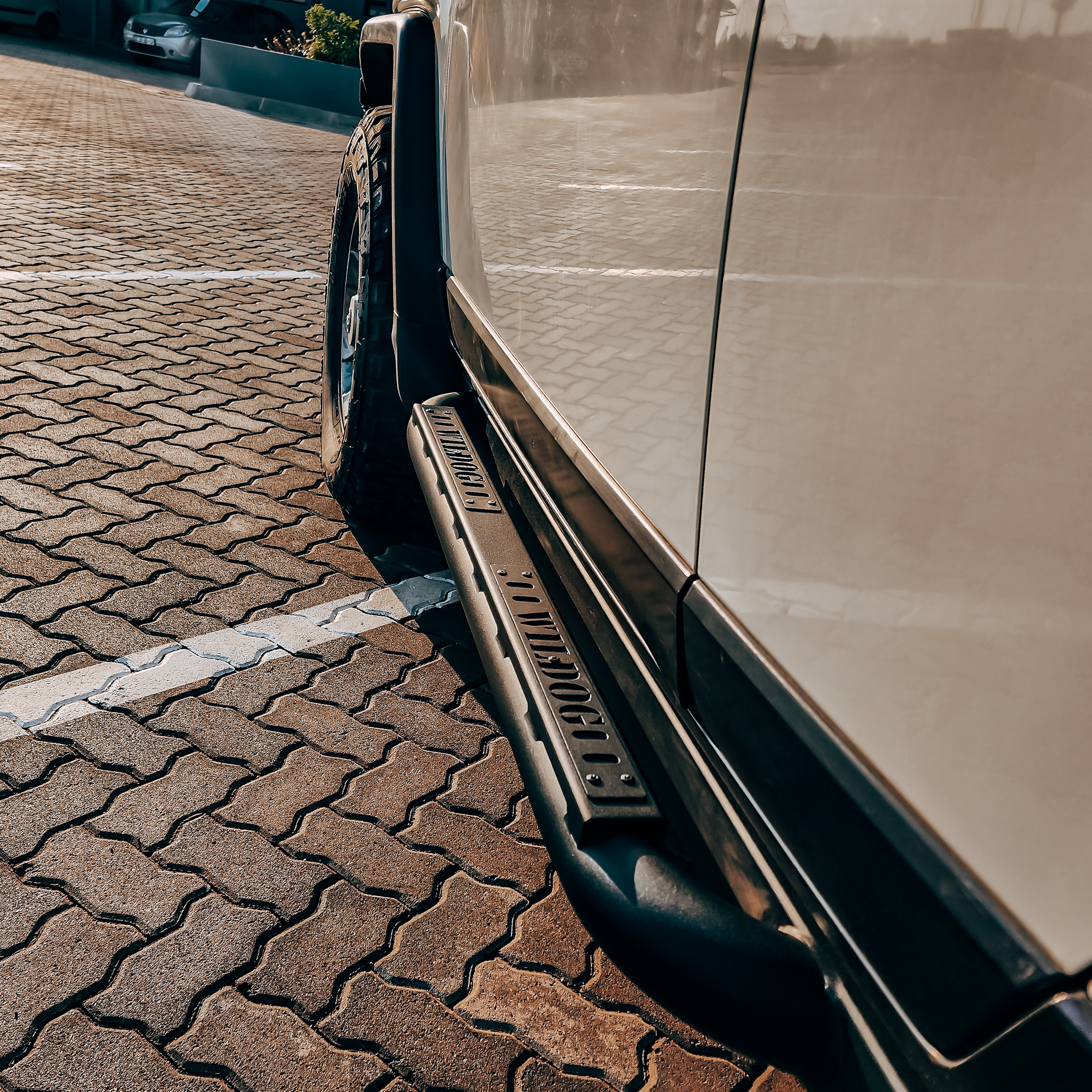 rock-sliders-fj-cruiser