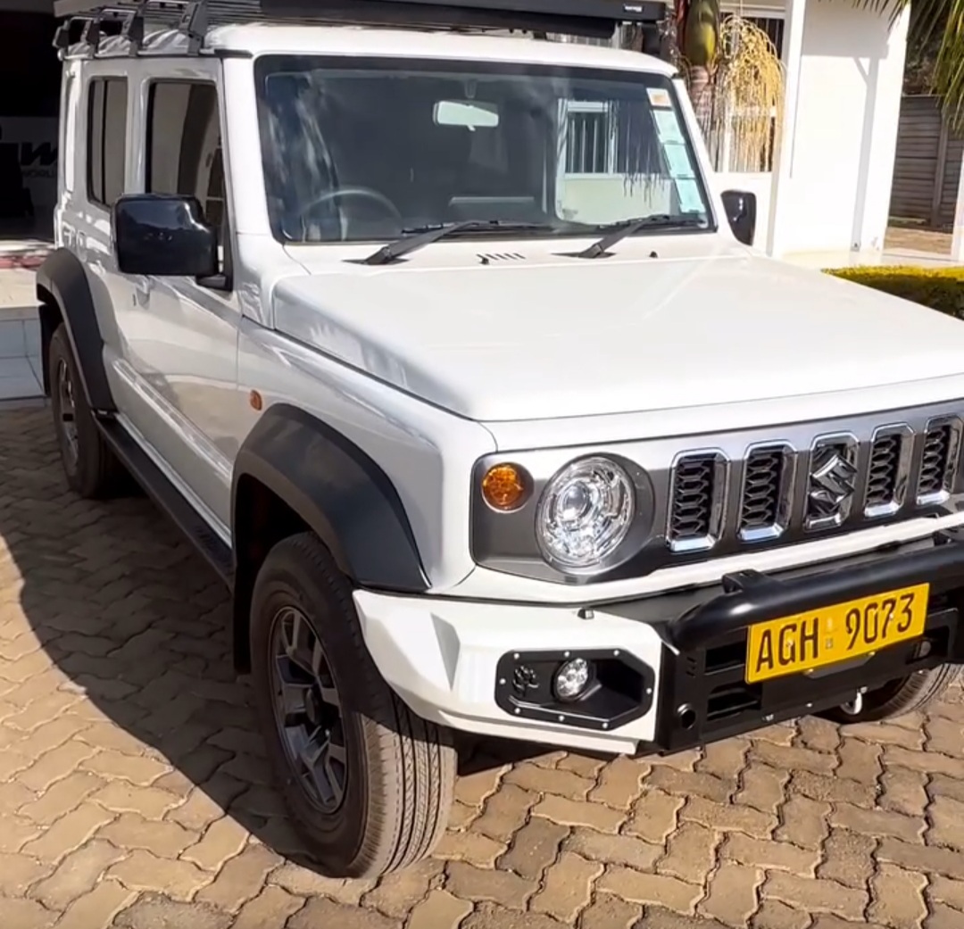 jimny-front-replacement-bumper-with-nudge--color-matched